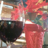 Das Foto wurde bei The Wine Experience von Dan R. am 12/18/2011 aufgenommen