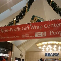 Снимок сделан в Wausau Center Mall пользователем Matt 12/15/2011