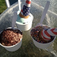 Das Foto wurde bei Bayleys Ice Cream von K F. am 8/5/2012 aufgenommen