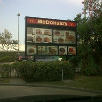 Photo taken at McDonald&amp;#39;s by Douglas S. on 9/7/2011