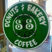 Photo taken at S&amp;amp;S Donut &amp;amp; Bake Shop by Shawn U. on 6/26/2011