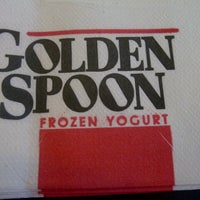Foto tomada en Golden Spoon Frozen Yogurt  por DJ Jon A. el 9/1/2012