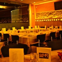 Foto diambil di Restaurant Transit oleh Fernando Casado F. pada 6/9/2011