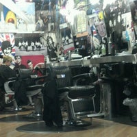 Photo taken at Floyd&amp;#39;s 99 Barbershop by Chad J. on 11/29/2011