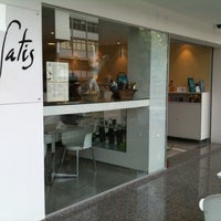 รูปภาพถ่ายที่ Café Satis โดย Aloysio N. เมื่อ 1/17/2012