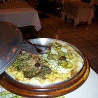 Das Foto wurde bei Orégano Pizzaria e Restaurante von Marcos C. am 1/18/2012 aufgenommen