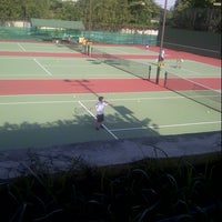 Photo taken at Tennis Court by Kwanlah S. on 9/8/2012