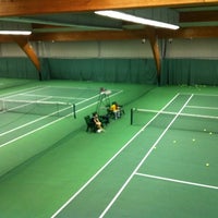 Photo taken at Tapiolan tennispuisto by Dragan V. on 3/3/2012