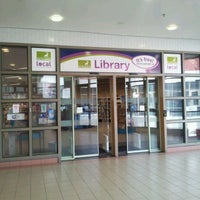 Photo taken at St Albans Central Library by fyreflye on 2/14/2012