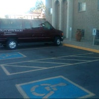 Foto tomada en Hospitality Suite Resort Scottsdale  por Across Arizona Tours el 12/6/2011