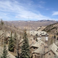 3/28/2012 tarihinde Ana E.ziyaretçi tarafından The Pines Lodge'de çekilen fotoğraf