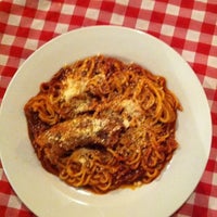 รูปภาพถ่ายที่ Bella Donna Italian Restaurant โดย Ann Marie S. เมื่อ 9/2/2011