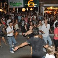 Photo taken at Club Çeşme6 Garden by Cemal T. on 7/8/2012