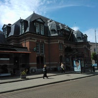 Photo taken at Tramhalte Haarlemmermeerstation by Ellen v. on 6/11/2012