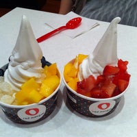 Photo taken at Red Mango by Kelly Z. on 6/26/2012
