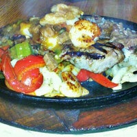 Photo taken at Applebee&amp;#39;s Grill + Bar by Shaun F. on 5/20/2011