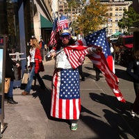 Photo taken at One Union Square West by Omar R. on 10/28/2011