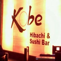 Foto tomada en Kobe Sushi Hibachi Bar  por Kyle J. el 2/14/2012