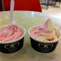 Photo taken at OiO Frozen Yogurt @ Century Square by Natalie W. on 5/17/2011