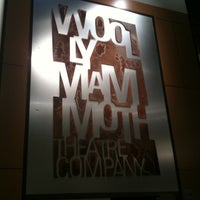 Снимок сделан в Woolly Mammoth Theatre Company пользователем shaun q. 10/25/2011