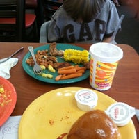 Photo taken at Golden Corral by Neil S. on 8/13/2011