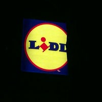 รูปภาพถ่ายที่ Lidl โดย lobito เมื่อ 11/25/2011