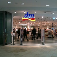 Das Foto wurde bei dm-drogerie markt von Camilla am 3/31/2012 aufgenommen