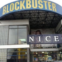 Photo taken at Blockbuster by Eduardo M. on 4/13/2012