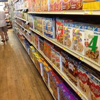 รูปภาพถ่ายที่ Star Super Market - Huntsville โดย Ryan W. เมื่อ 6/16/2012