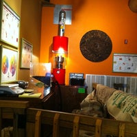 2/20/2012 tarihinde Beon kyoung S.ziyaretçi tarafından aLatté Cafe'de çekilen fotoğraf