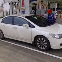 Photo taken at Shell by Riefa I. on 2/6/2012