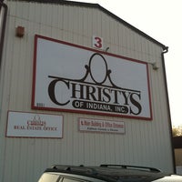 Photo taken at Christys Auction House by Will M. on 3/21/2012