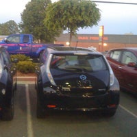 รูปภาพถ่ายที่ DARCARS Nissan of Rockville โดย Jeffrey J. เมื่อ 4/28/2012