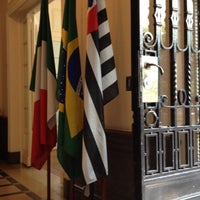 Photo taken at ICIB - Instituto Cultural Ítalo Brasileiro (Casa di Dante) by Olivia B. on 8/14/2012
