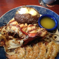 Photo taken at Red Lobster by Hyukin S. on 3/20/2012