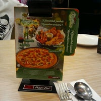 KFC & Pizza Hut Subang 2 - Fast Food Restaurant