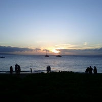 Das Foto wurde bei Leilani&amp;#39;s On The Beach von Ms.Fu am 4/29/2012 aufgenommen