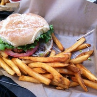 Photo taken at Bistro Burger by Edgar R. on 4/20/2012