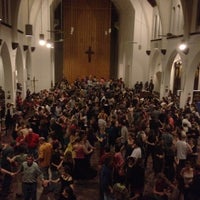 Foto tirada no(a) St. Stephen and the Incarnation Episcopal Church por Aliesha em 3/4/2012