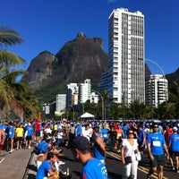Photo taken at XVI Meia Maratona Internacional do Rio de Janeiro 2012 by Pedro C. on 8/19/2012
