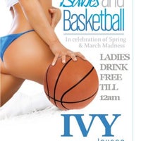Foto diambil di IVY Lounge oleh OMG M. pada 3/31/2012