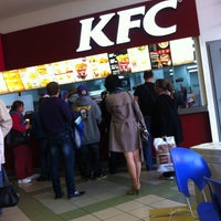 9/8/2012 tarihinde Alena S.ziyaretçi tarafından KFC'de çekilen fotoğraf