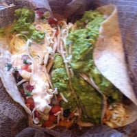 Photo taken at Chipotle Mexican Grill by Samuel S. on 8/10/2011