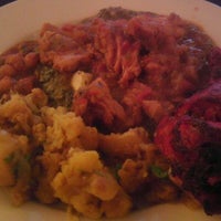 Photo taken at Tanjore Indian Restaurant by Ian G. on 9/29/2011