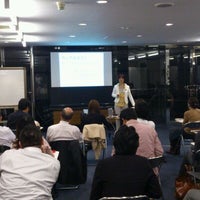 Photo taken at 青山丸八倶楽部 by Hachidai O. on 4/26/2012