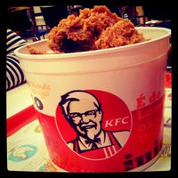 Photo taken at KFC by Nathalia B. on 11/14/2011