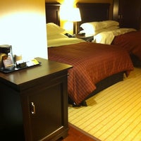 Das Foto wurde bei Sheraton Roanoke Hotel &amp;amp; Conference Center von Jaime J. am 6/9/2012 aufgenommen