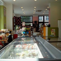 Photo taken at Japa Shop by Tigra . on 6/3/2011
