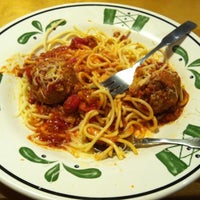 Photo taken at Olive Garden by Sarah W. on 7/15/2012