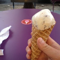 Photo taken at Pagoto Organic Ice Cream by Jason U. on 7/26/2012
